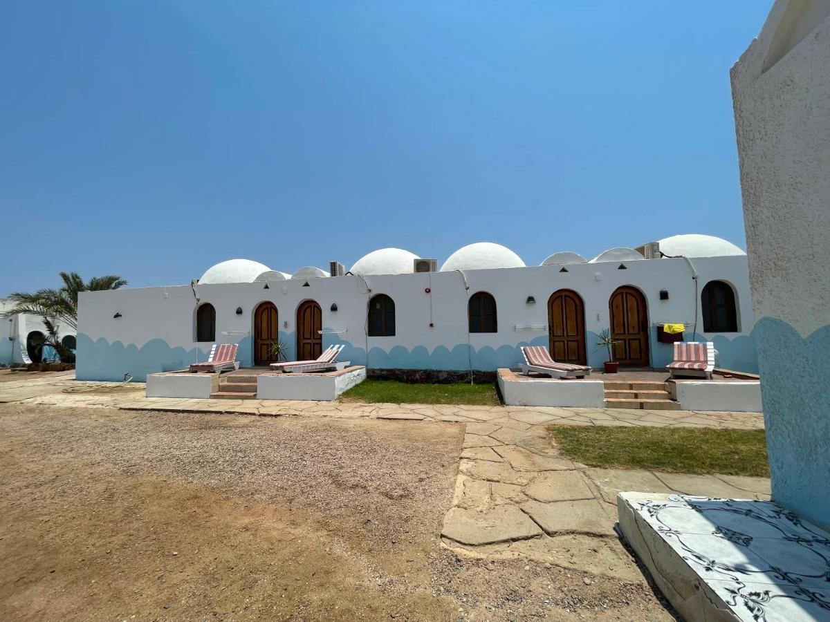Dolphin Camp Hotell Dahab Exteriör bild