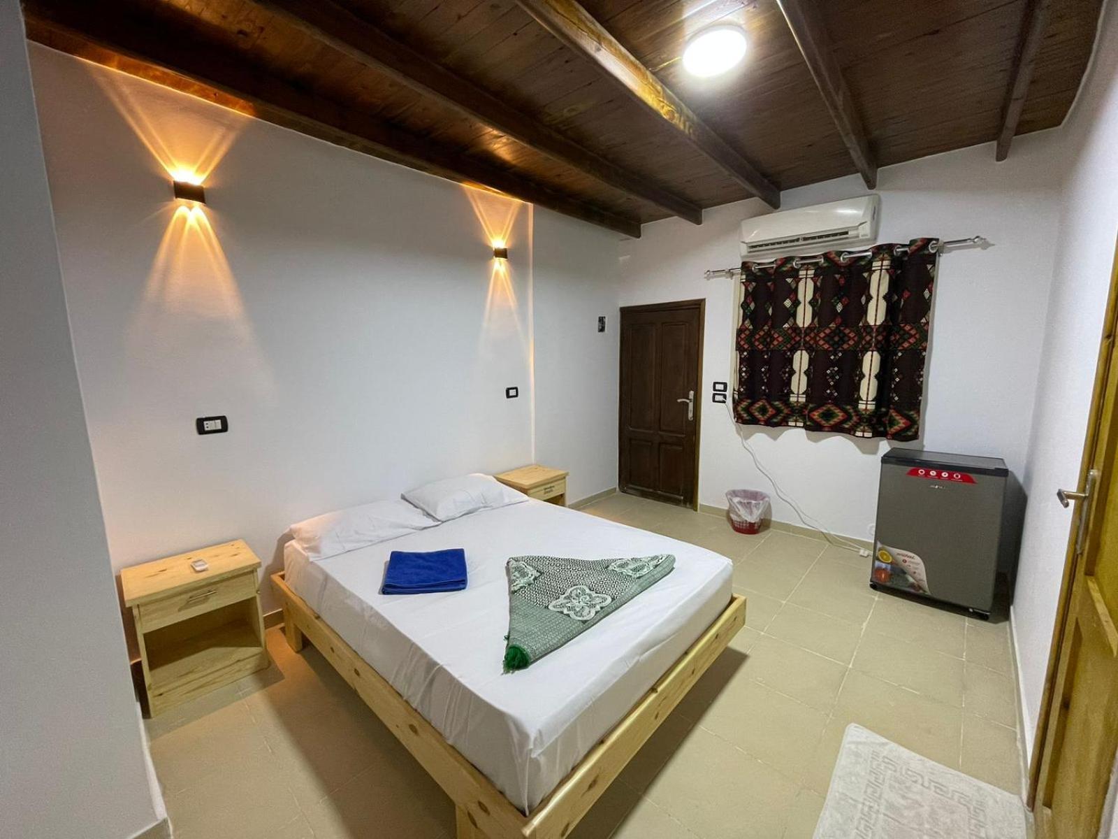 Dolphin Camp Hotell Dahab Exteriör bild
